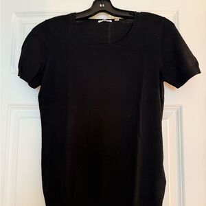 Uniqlo Black Short Sleeve Sweater